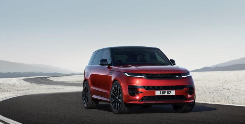 1ère mondiale spectaculaire inédite pour le nouveau Range Rover Sport